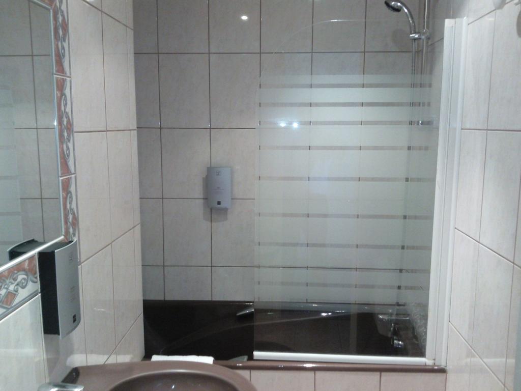Hotel Logis Ferme De La Vrine 3*