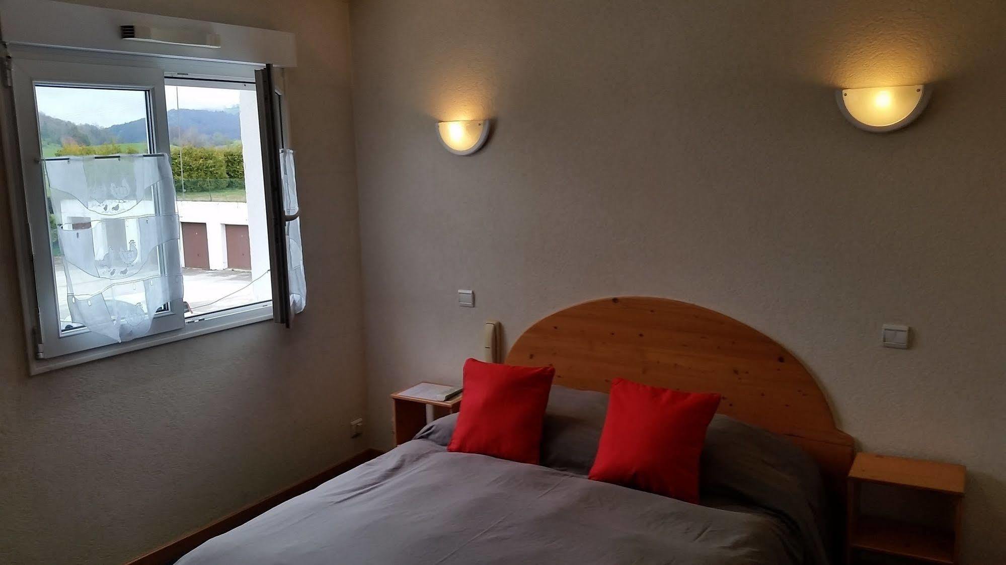 Logis Ferme De La Vrine 3*