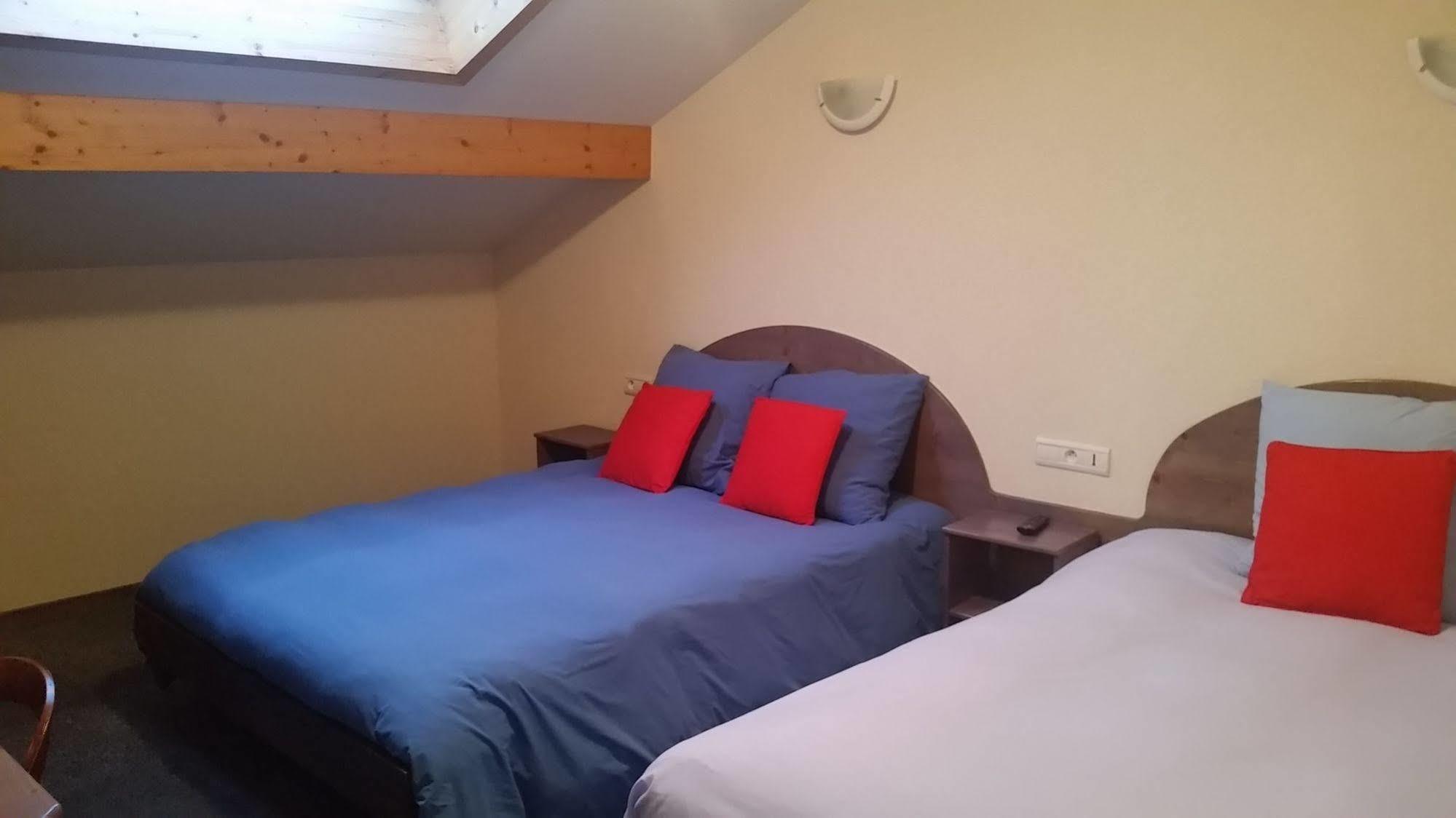 Logis Ferme De La Vrine 3*