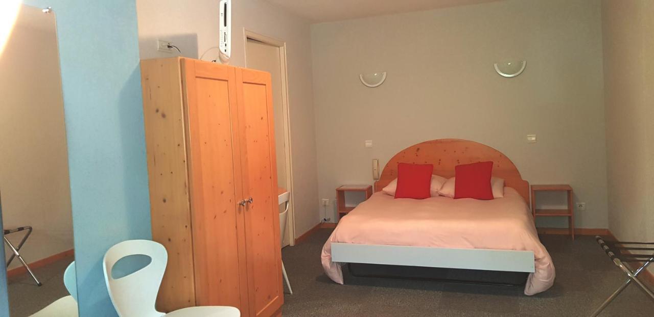 Hotel Logis Ferme De La Vrine